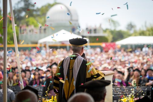 Dr. Rick Pointer addresses Commencement 2018